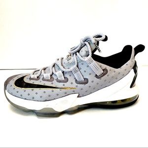 lebron women's shoes
